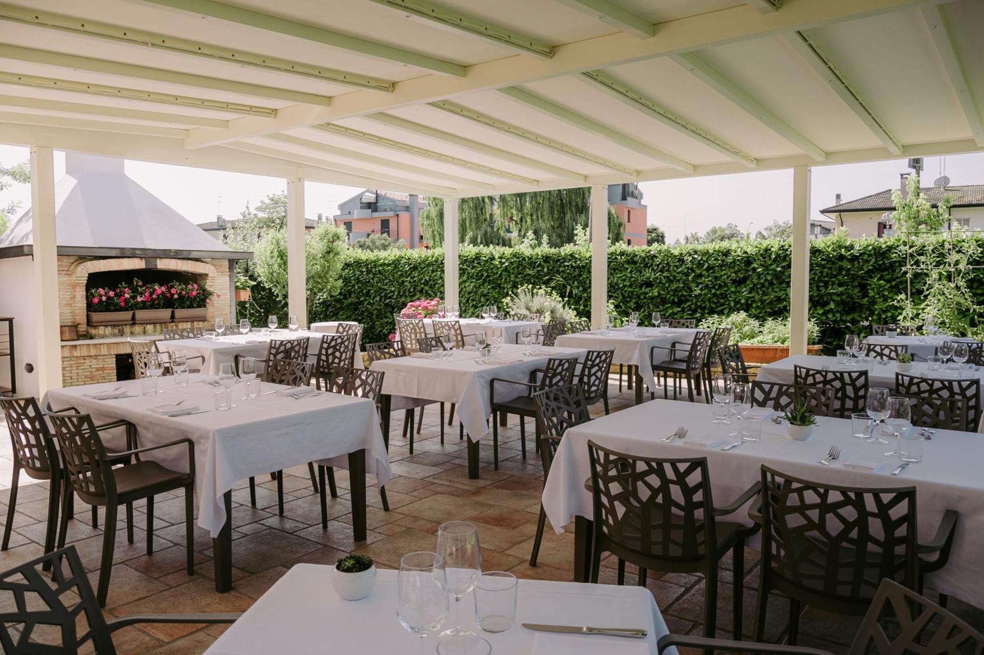 Locanda Al Ponte De Fero Jesolo Exteriör bild