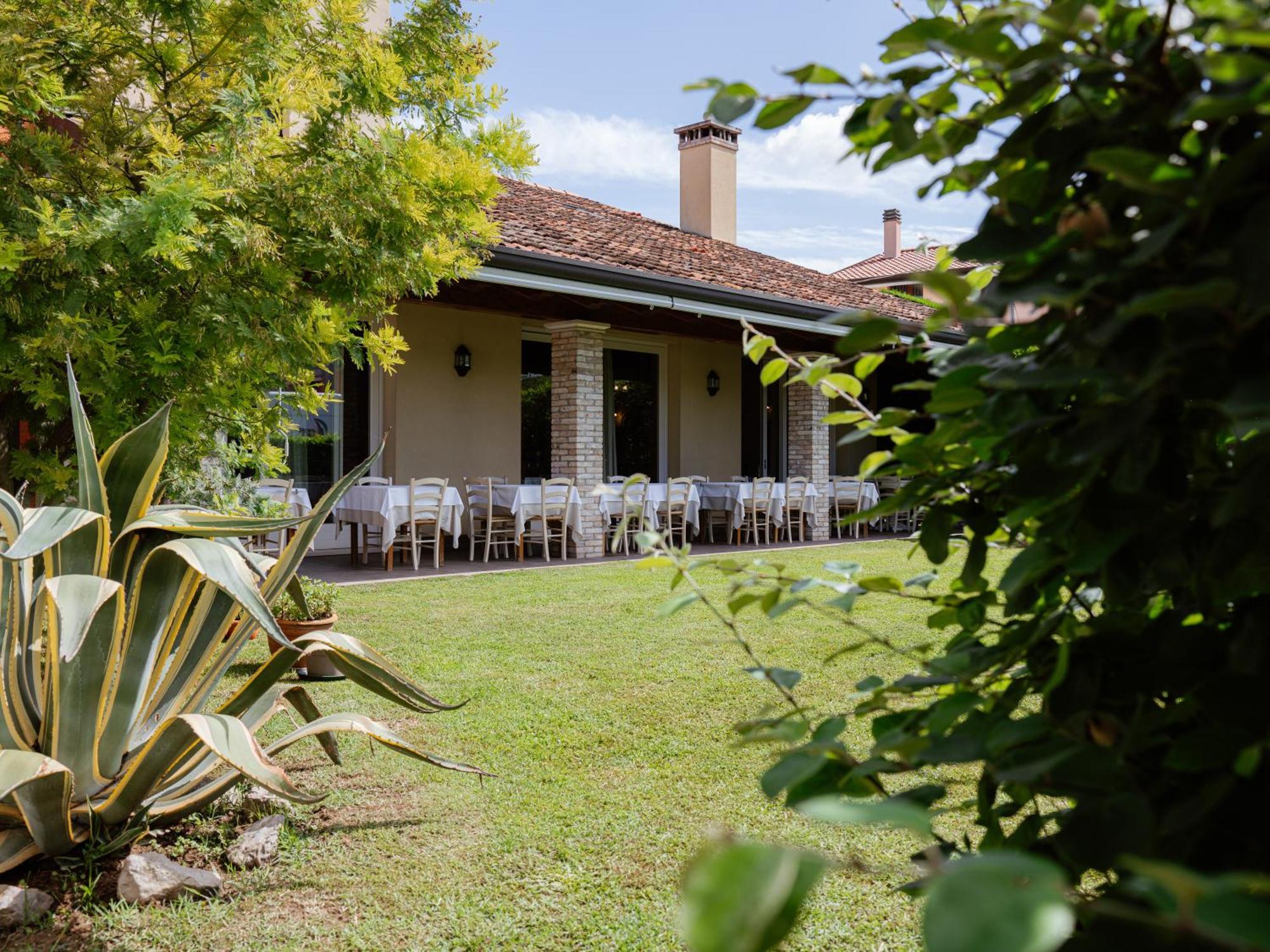 Locanda Al Ponte De Fero Jesolo Exteriör bild