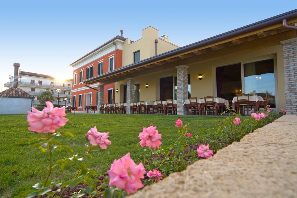 Locanda Al Ponte De Fero Jesolo Exteriör bild