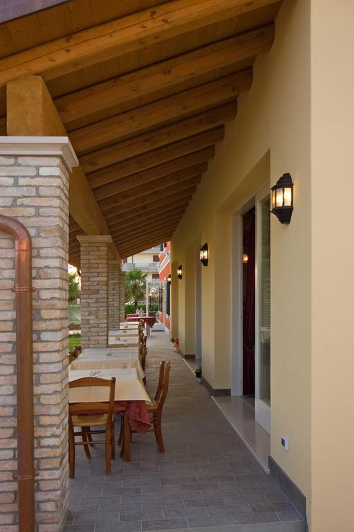Locanda Al Ponte De Fero Jesolo Exteriör bild