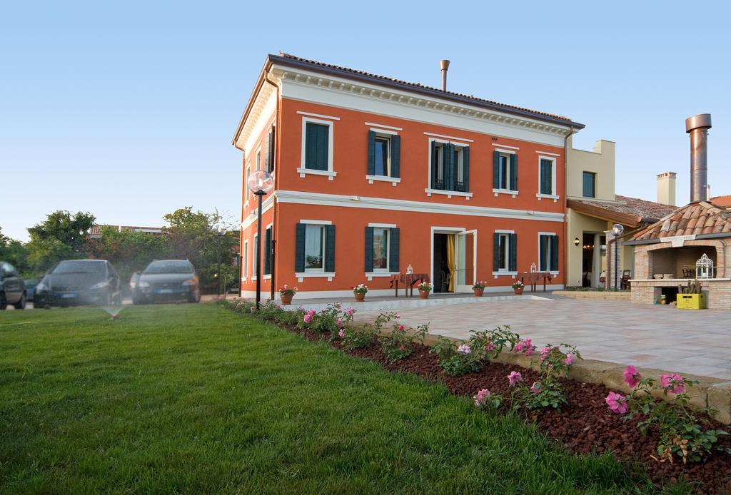 Locanda Al Ponte De Fero Jesolo Exteriör bild